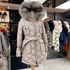 Basic Jacket with only Racoon or Fox Fur on the hood - Image 6