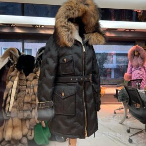 Basic Jacket with only Racoon or Fox Fur on the hood - Image 7