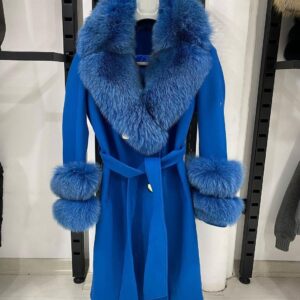 Cashmere Coat with Fox Fur - Image 21