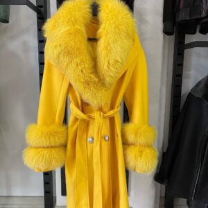 Cashmere Coat with Fox Fur - Image 15