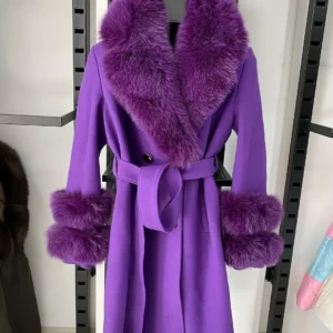 Cashmere Coat with Fox Fur - Image 11