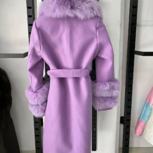 Cashmere Coat with Fox Fur - Image 13