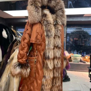 Parka Helly with colorized Argentine Fox Fur - Image 4
