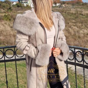 Beige Sheepskin Mouton with Fox Fur - Image 5