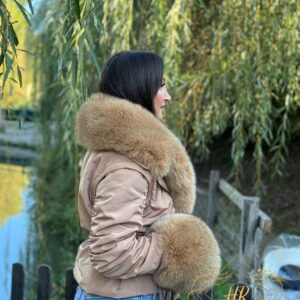 Extra Pronounced Waist in Helly Jacket with Natural Fox Fur - Image 6