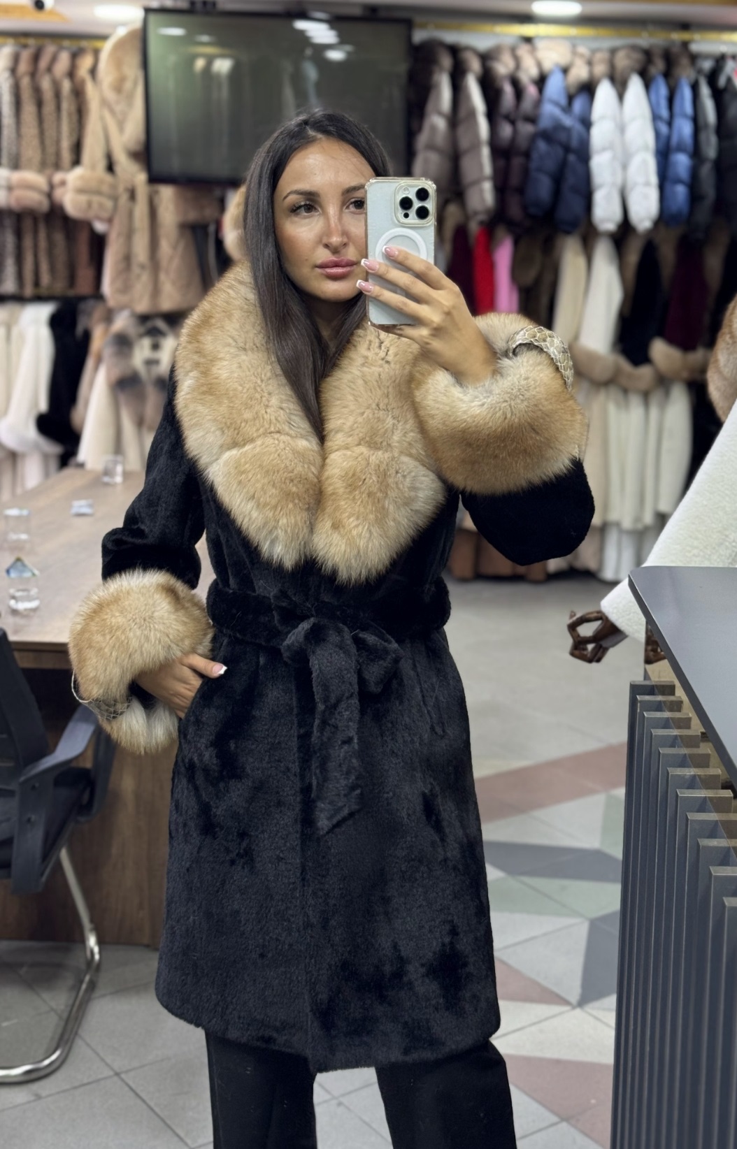 Screenshot_20251215_223813_Gallery