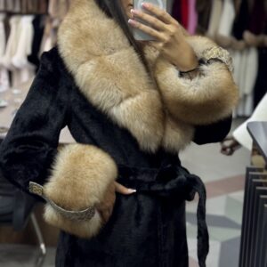 Luxurious Alcantara Coat with Snake Print Leather - Image 4